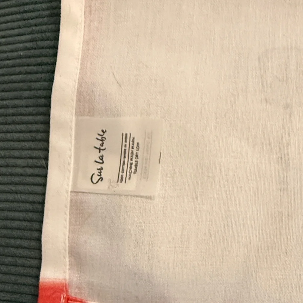 Sur la Table Cute Cat Print Kitchen Tea Towel Cotton White and Red NEW